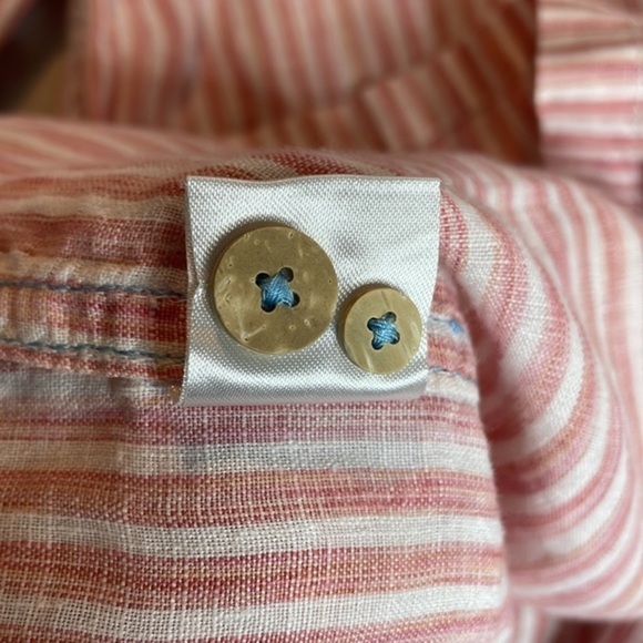 TOMMY Bahama 100% linen red/pink and white striped long sleeve button down. XL - Picture 8 of 13